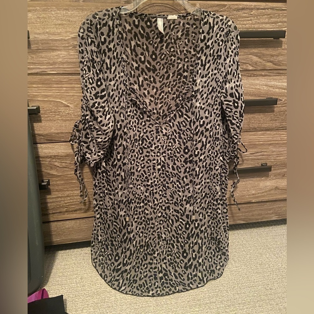 Grey leopard NY & Co swim cover up